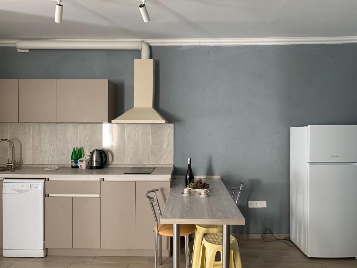 Bukhta Aparthotel Vapnyarka Bagian luar foto