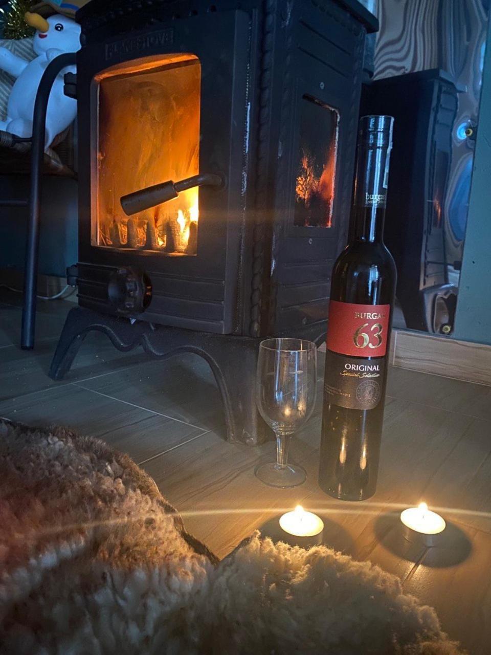 Bukhta Aparthotel Vapnyarka Bagian luar foto